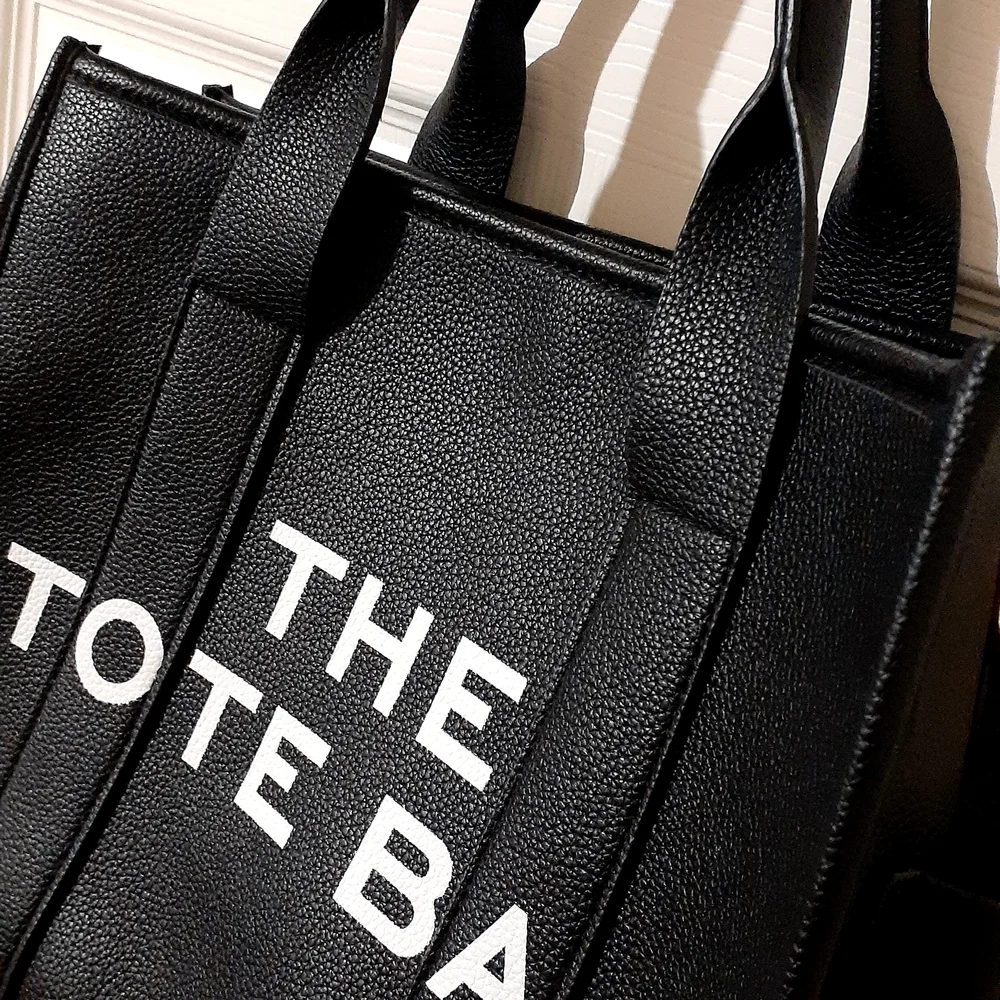 Black Tote Bag - No Name Brand - Picture 8 of 10